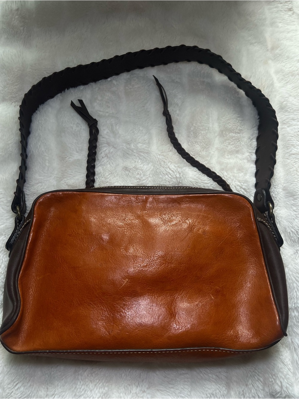 Francesco Biasia Brown & Tan Leather Shoulder Bag with Embroidered Accents - Picture 2 of 2